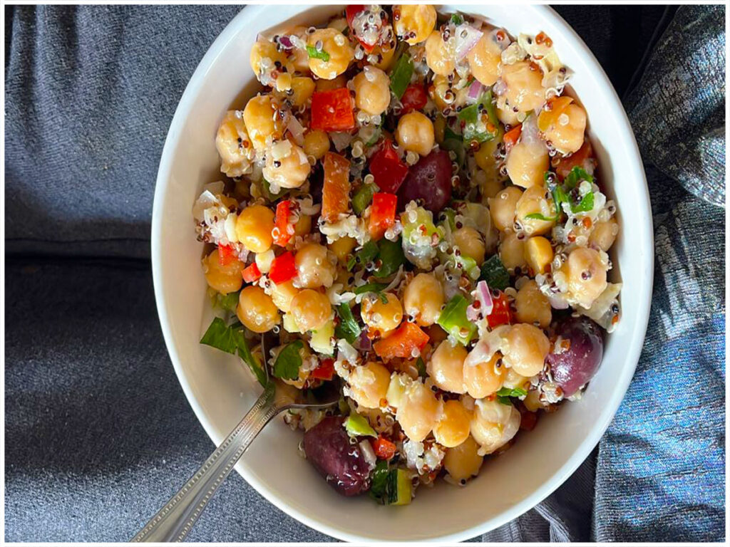 Quinoa-Kichererbsen-Salat Rezept
